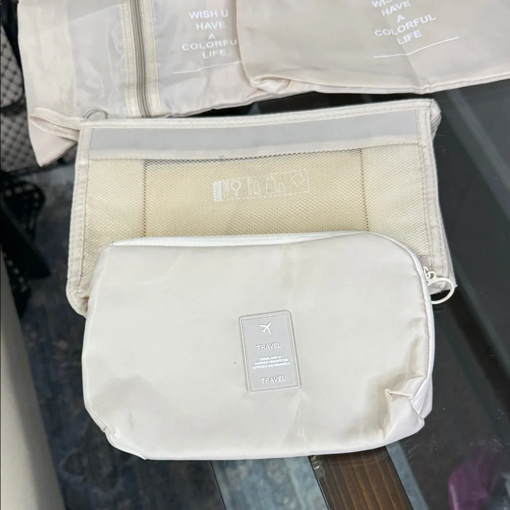Cream Travel Organizer Set